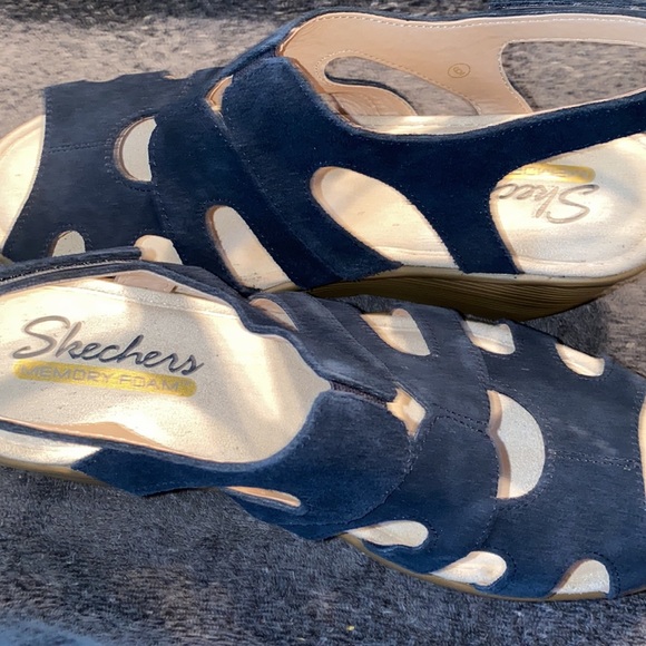 NWOT Ladies Skechers Sandal Never Worn Size 6 W - Picture 10 of 10